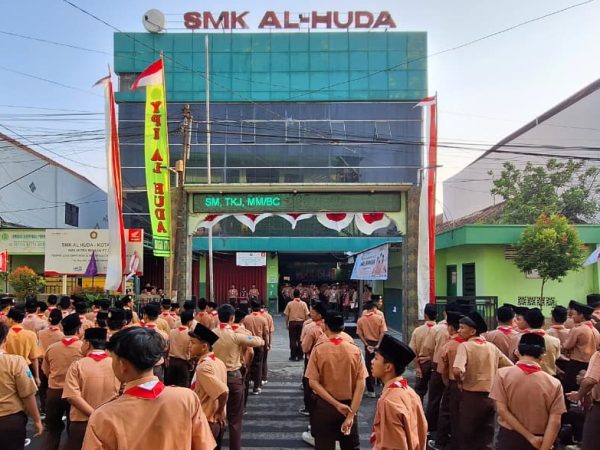 Upacara Hari Pramuka 14 Agustus 2026 di SMK AL HUDA Kota Kediri